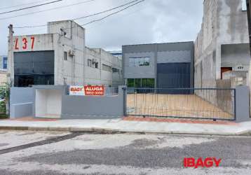 Barracão / galpão / depósito com 2 salas para alugar na rua sabia-una, sertão do maruim, são josé, 237 m2 por r$ 7.100