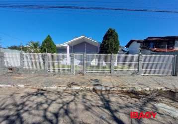 Casa em condomínio fechado com 3 quartos para alugar na stella mares, 197, ingleses do rio vermelho, florianópolis, 140 m2 por r$ 5.800