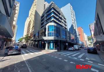 Sala comercial com 1 sala para alugar na rua anita garibaldi, 77, centro, florianópolis, 38 m2 por r$ 1.800