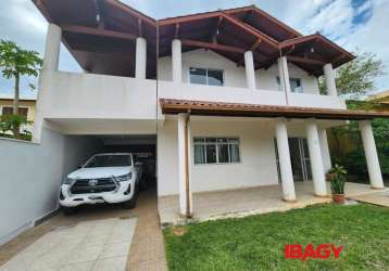 Casa com 3 quartos para alugar na rua josé elias lopes, 576, morro das pedras, florianópolis, 150 m2 por r$ 6.200