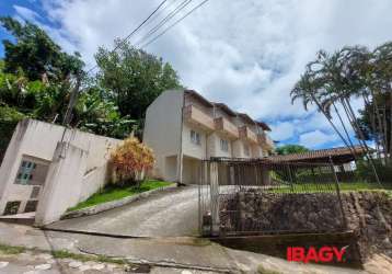 Loft com 1 quarto para alugar na rua josé joão martendal, 204, trindade, florianópolis, 40 m2 por r$ 2.500