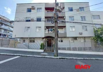 Apartamento com 3 quartos para alugar na rua doutor abel capela, 436, coqueiros, florianópolis, 95 m2 por r$ 2.950