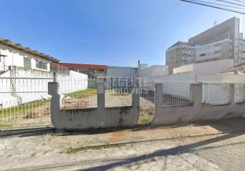 Terreno à venda no bairro trindade em florianópolis com 360 m² de área.