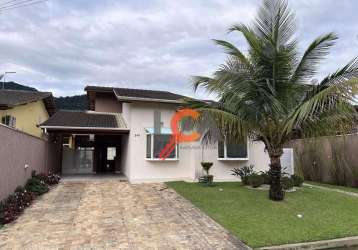 Casa com 4 dormitórios à venda, 220 m² por r$ 1.300.000,00 - massaguaçu - caraguatatuba/sp