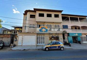 Casa grande com pontos de comércio a venda no bairro veraneio em santana do paraíso.