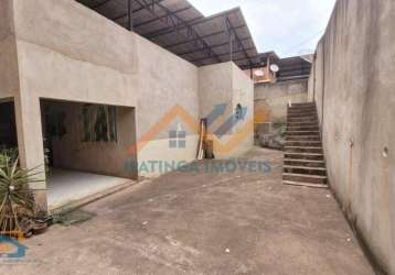 Casa com lote grande no bairro veneza - ipatinga