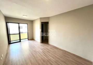 Apartamento com 2 quartos e 1 banheiro à venda, 57 m²