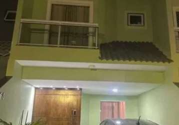 Casa com 3 quartos, 1 suite, em vargem pequena