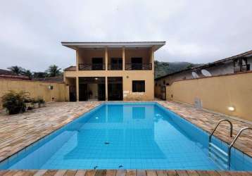 Casa alto padrão, localização privilegiada na praia do guaiuba  guarujá / sp