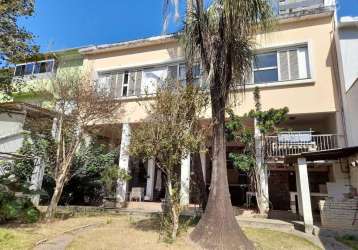 Casa para locação em belo horizonte, santa efigênia, 8 dormitórios, 2 banheiros, 5 vagas