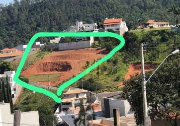 Terreno à venda, 1552 m² por r$ 750.000 - pinheirinho - itajubá/mg