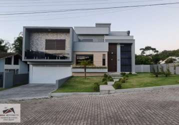 Casa alto padrão em condomínio fechado!