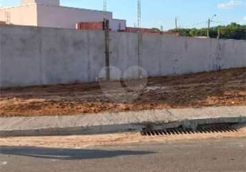 Terreno com 250,00 m² de área total, na vila carmem .