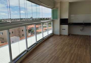 Apartamento no edifício oswaldo ienco