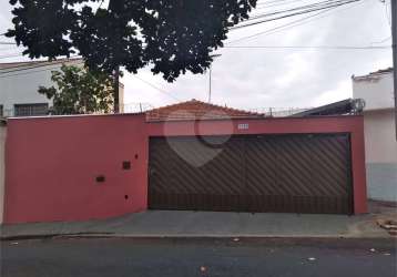 Casa térrea com 02 salões comerciais para venda na vila são josé.