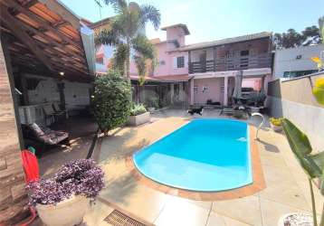 Casa à venda no santa marta com 3 suítes e piscina