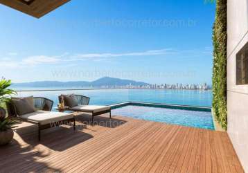 Casa a venda em itapema no canto da praia