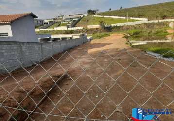 Terreno plano 690m² atibaia condomínio ao lado do restaurante frango assado