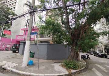 Sobrado   de esquina comercial ou residecial 3 quartos 1 suite 4 vagas 4 banheiro  fl55