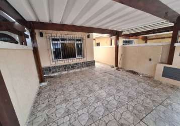 Casa sobrado para locação com 3 dormitórios - butantã - fl63