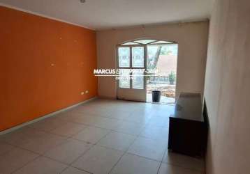 ** casa na vila gomes com 3 dorms; 1 suíte, 2 vagas de garagem. fl23