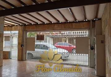 Venda casa térrea 215 m² 03 dormitórios, duas vagas de garagens- fl38