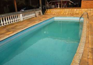 Casa para alugar com 3 dormitórios e piscina na chácara da barra área nobre a cidade