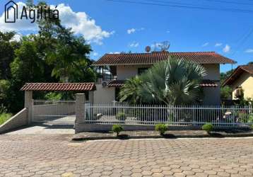 Casa à venda em rodeio/sc