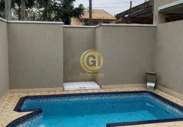 Casa 2 quartos 1 suíte com piscina em condomínio em taubaté