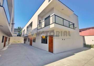 Sobrado com 2 dormitórios à venda, 89 m² por r$ 430.000,00 - porto novo - caraguatatuba/sp