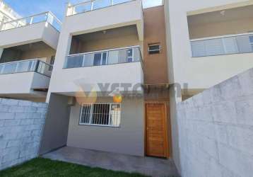 Sobrado com 2 dormitórios à venda, 130 m² por r$ 1.040.000 - indaiá - caraguatatuba/sp