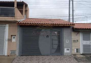 Casa com 2 quartos à venda na rua benedito faria marques filho, parque maria helena, suzano, 92 m2 por r$ 400.000