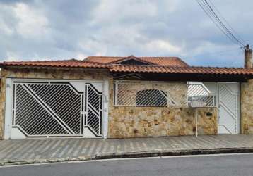 Casa com 4 quartos à venda na rua pastor manuel eustáquio damacena, santa luzia, ribeirão pires, 220 m2 por r$ 600.000