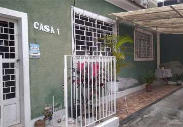 Excelente casa triplex de vila fechafa, em realengo!!!!!