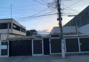 Vendo ótima casa em itaguí no bairro santana - valor de r$ 540.000,00 (3 casas)