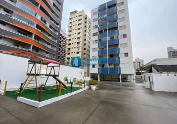 Apartamento com 3 quartos à venda na rua santo inácio de loyola, 64, centro, florianópolis por r$ 1.200.000