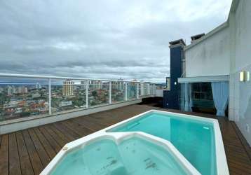 Terraço privativo com vista mar, piscina e ofurô, área gourmet, 3 quartos e 3 vagas à venda em barreiros.