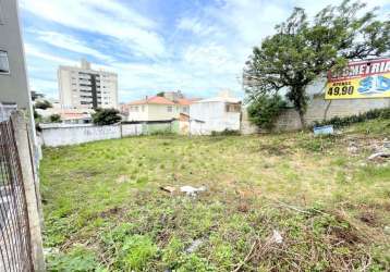 Terreno com 651m² para locação em capoeiras.