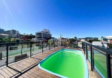 À venda em coqueiros! terraço privativo com piscina, vista mar, 3 suítes e 3 vagas.