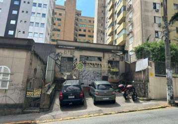 Galpão comercial para locação na rua padre roma, centro de florianópolis.