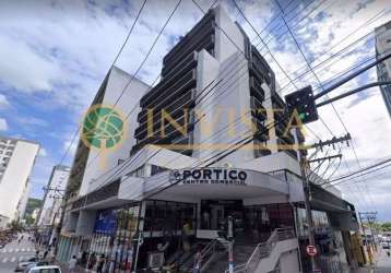 Sala comercial à venda no centro de florianópolis.