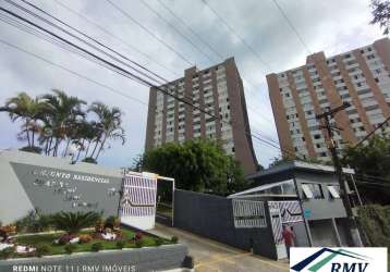 Apartamento no parque terra nova.