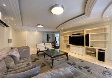 Excelente apartamento exclusivo e mobiliado com 2 suítes à venda no centro de joinville por r$ 750.000,00.