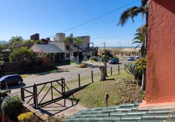 Casa com 04 quartos à venda na praia grande em torres rs