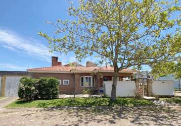 Casa no centenário em torres rs