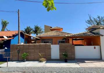 Casa à venda lado praia, 3 quartos suíte, financiamento bancário. em unamar -cabo frio (cond. verão vermelho)