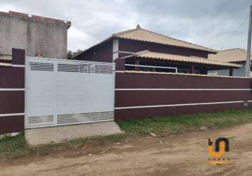 Linda casa à venda no bairro califórnia em unamar – cabo frio