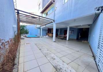 Casa com 4 quartos à venda na juliana, belo horizonte  por r$ 900.000