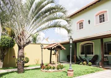 Casa com 4 quartos à venda na vila brandina, campinas , 313 m2 por r$ 850.000