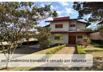 Excelente casa em condominio.. venha desfrutar da tranquilidade e natureza.